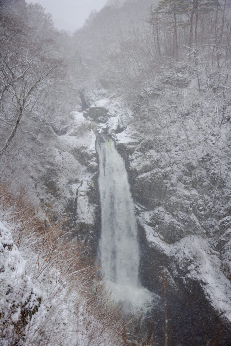 La grande cascade d’Akiu